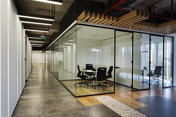 All Glass Coverless Partition Systems